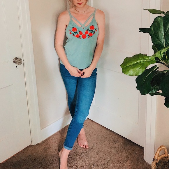 Seafoam Teal Green Strappy Tank Embroidered - Picture 2 of 5